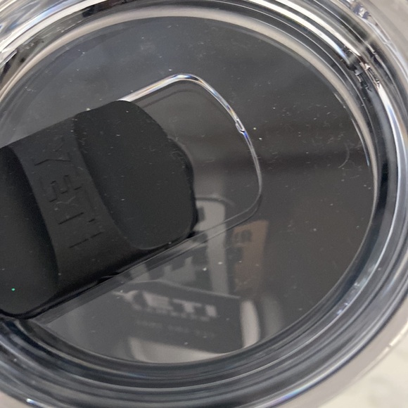 Brand new
Yeti - Picture 6 of 9